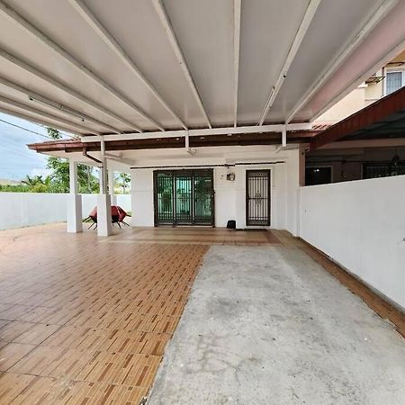 Rawang Conner Lot Homestay Exteriér fotografie